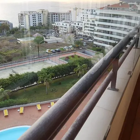 アパート Ocean View/duplex/piscine/tennis Zone Vip フンシャル